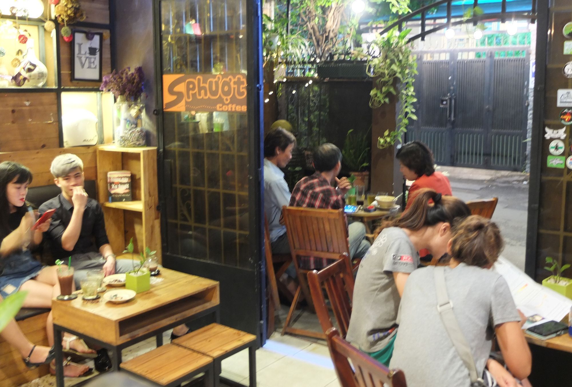 S Phuot Homestay - 3A Lam Son, Ward 2, Tan Binh District Ho Şi Min Dış mekan fotoğraf