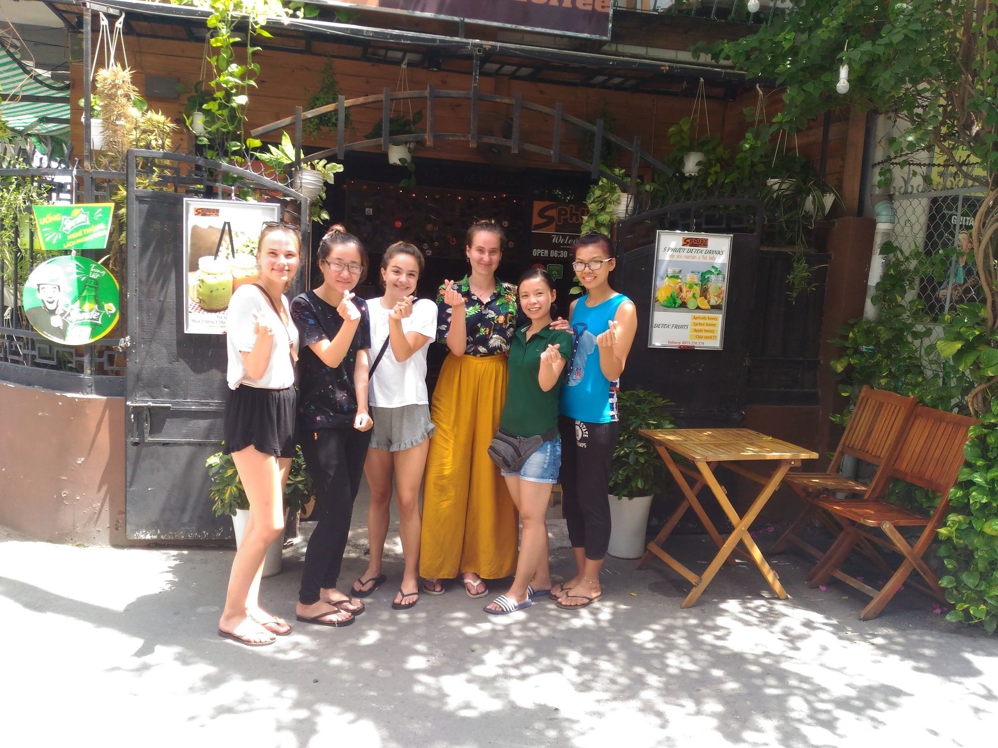 S Phuot Homestay - 3A Lam Son, Ward 2, Tan Binh District Ho Şi Min Dış mekan fotoğraf